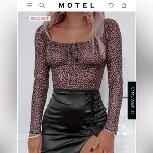 Motel - Women's Janina Top In Rar Leopard Mesh top size xs